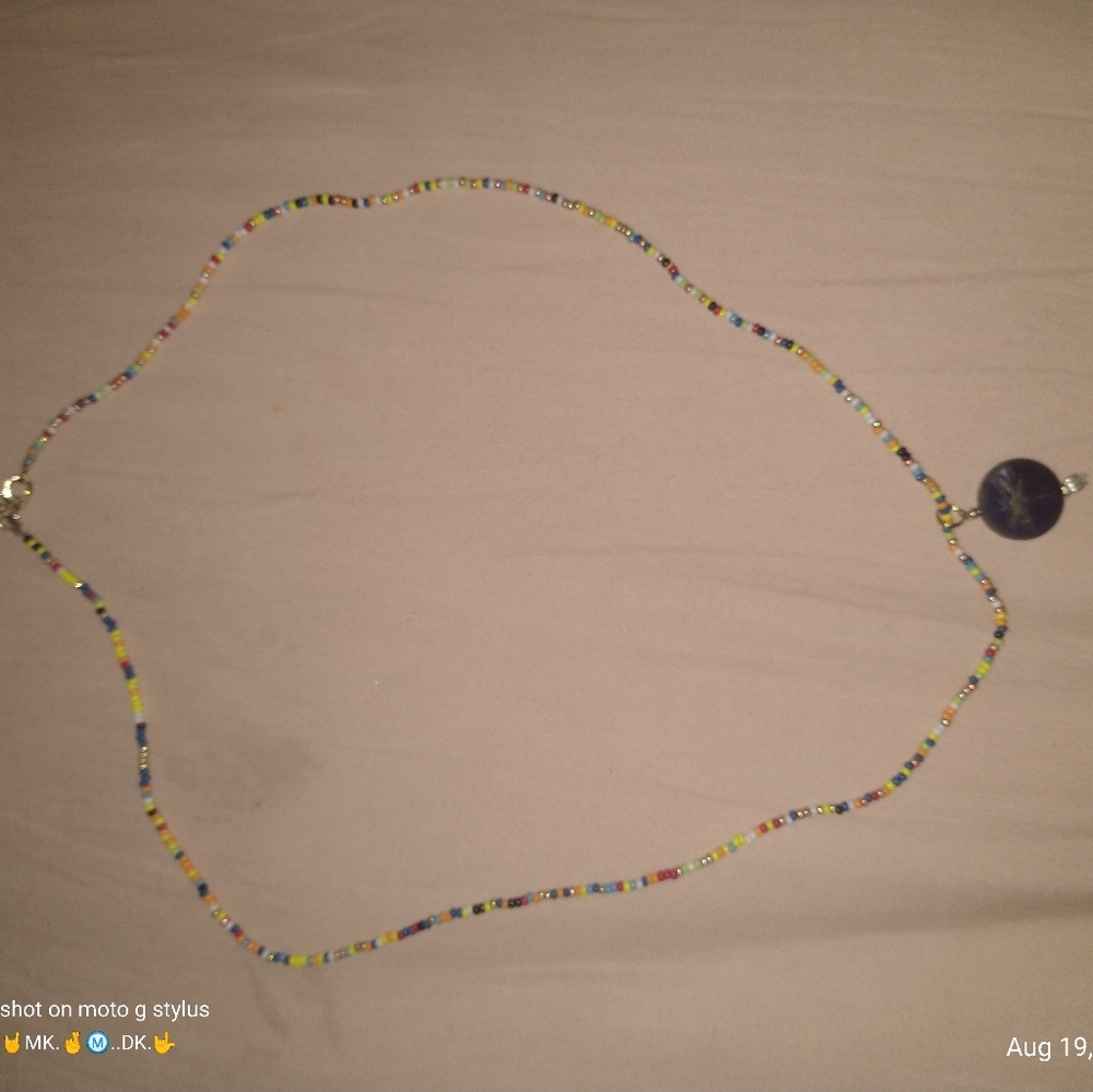 Neclace - Picture 2 of 2